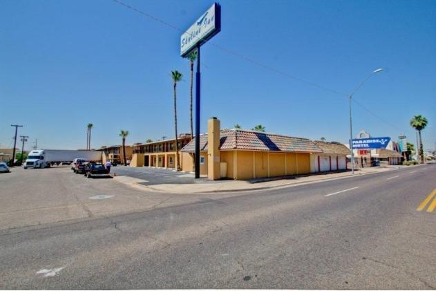 Payless Inn Phoenix Exterior photo